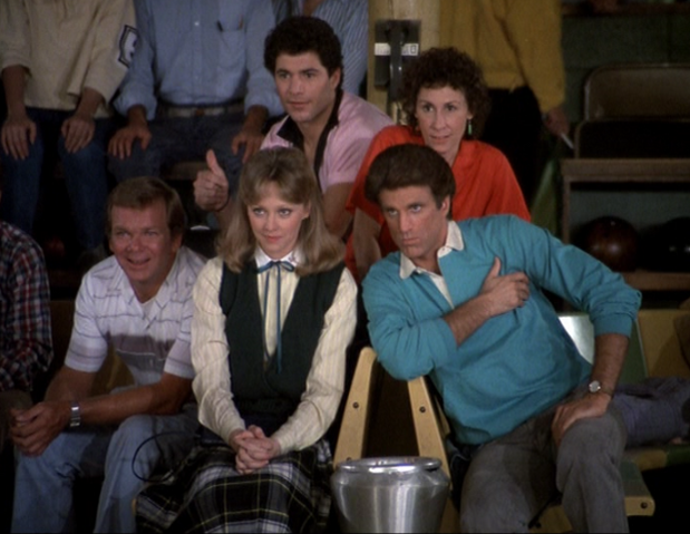 File:Bowling 1.png
