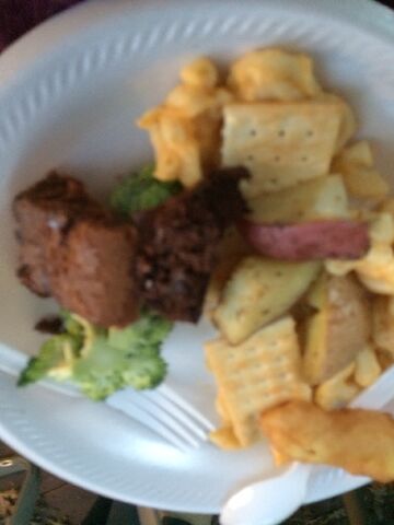 File:Mac and cheese with other things.jpeg