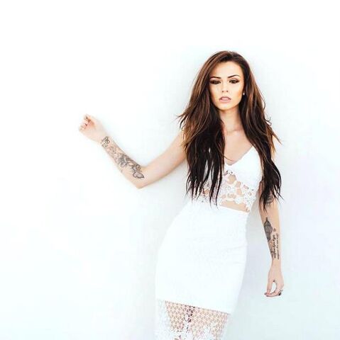 File:Cher2016.jpg
