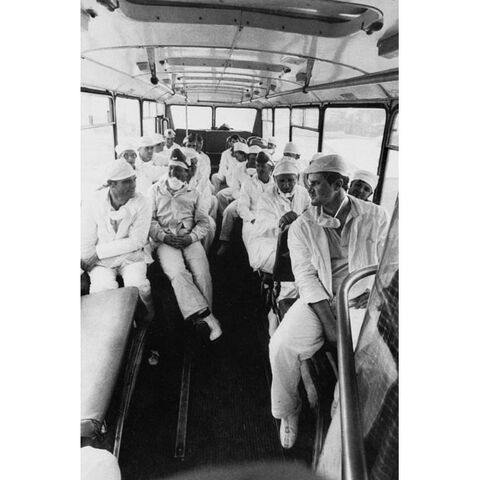 File:19860515-workers-b 1876282i.jpg