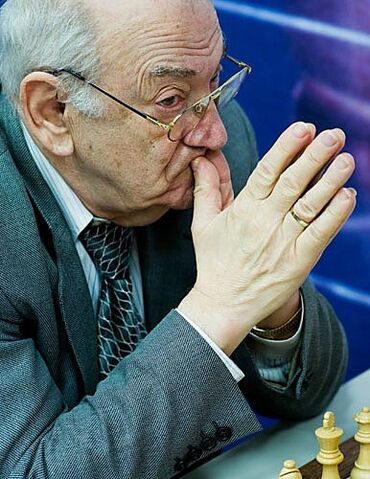 File:Korchnoi01-fl.jpg