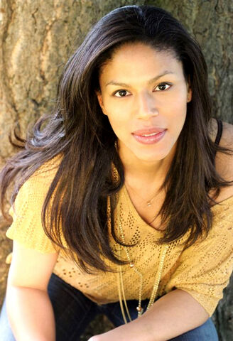 File:Merle Dandridge chicago fire.jpeg