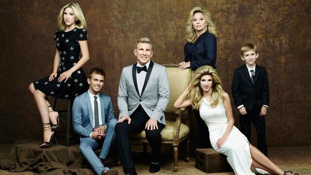 File:Chrisleyknowsbest.jpeg