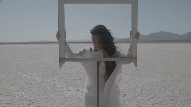 File:Demi Lovato - Skyscraper - Demi Lovato Wiki (30).png