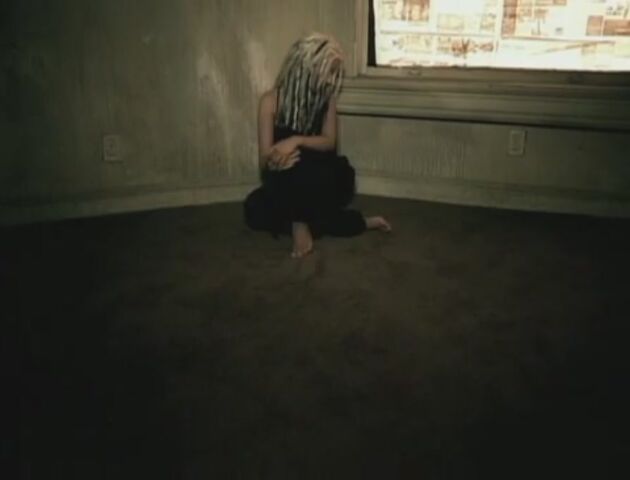 File:Beautiful-Music-Video-christina-aguilera-26416322-893-680.jpg
