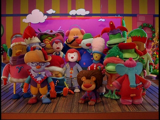 File:ACircusTownChristmas2.jpg