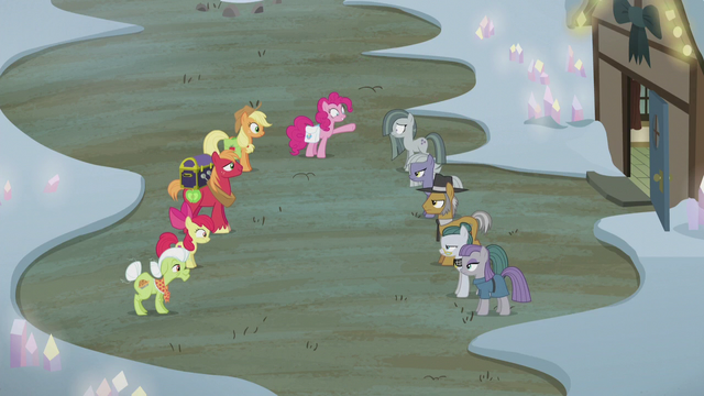 File:Hearthbreakers.png