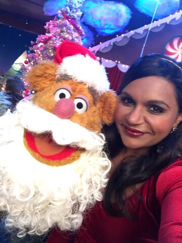 File:FozzieSanta-Kaling.jpg