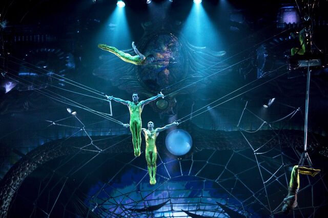 Archivo:ZARKANA-Trapecios.jpg