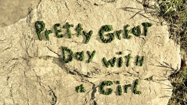 Archivo:PrettyGreatDayWithAGirlTitle.jpg