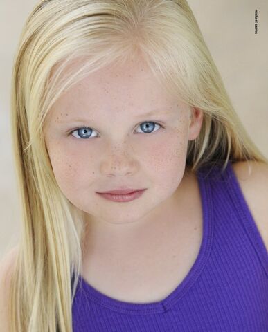 File:Danielle Parker 18.jpeg