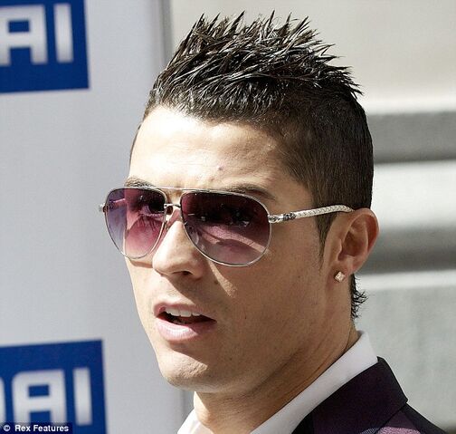 File:Ronaldo jr birhat.jpg