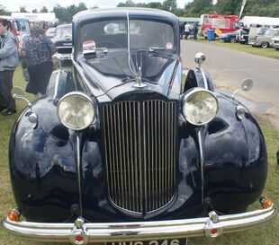 Packard Super Eight front