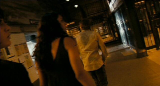 File:CloverfieldDVDFeatureFilm-Movie 300-1-.jpg