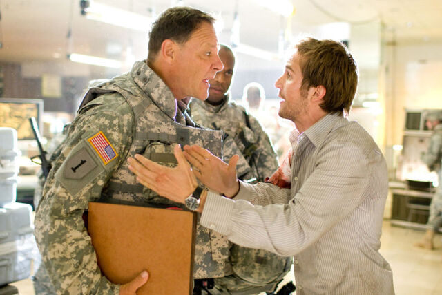 File:Cloverfield Stills-22.jpg