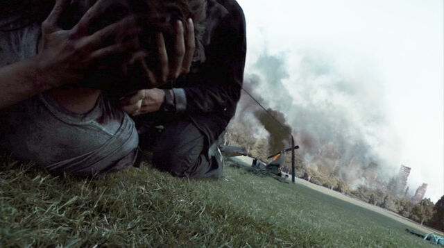 File:Cloverfield-0829.jpg