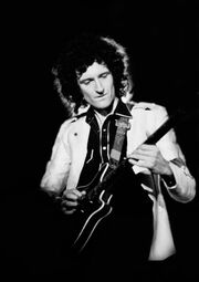 Brian-May with red special