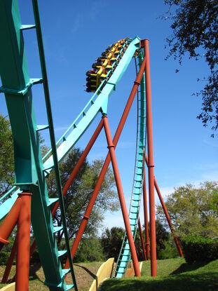 File:KumbaDiveLoop.jpg