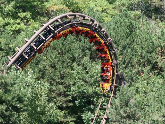 File:Dragon Mountain Bowtie.jpg
