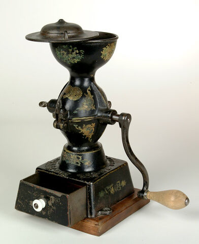 File:Hand crank coffeegrinder.jpg