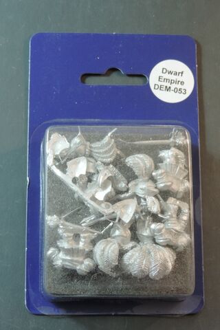 File:DEM053 Dwarf Imperial Knights on foot with swords & shields I blister.jpg