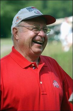 Earle Bruce