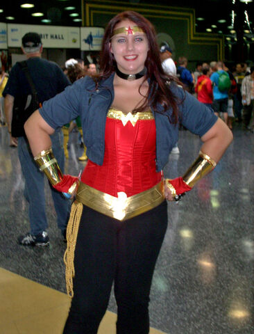 File:Wwcosplay07.jpg