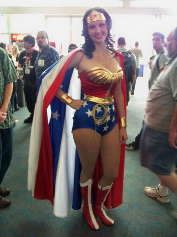 File:Wwcosplay03.jpg