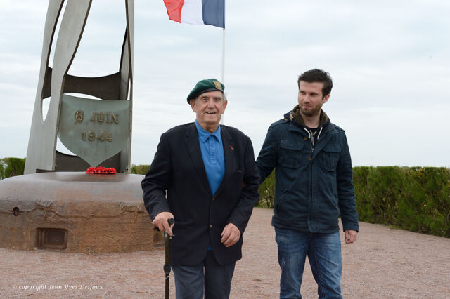 Fichier:JYD-Kieffer-Ouistreham-Gautier-Massieu00003 copie.jpg