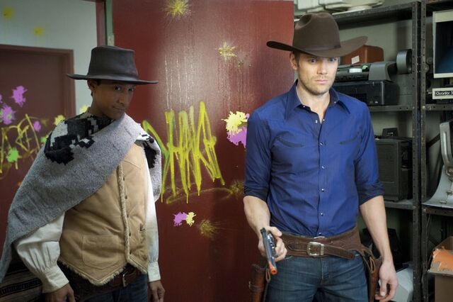 File:2x23 Promotional photo 2.jpg