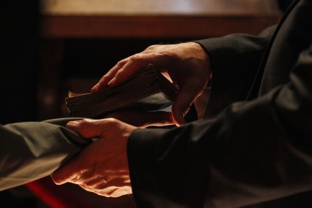 File:3x22 Promotional photo 15.jpg