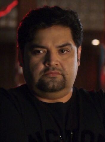File:Ballroom bouncer 2.jpg