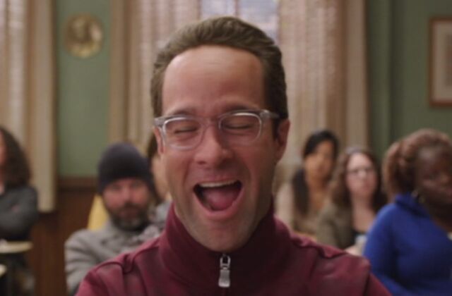 File:S04E04-Reinhold laughing.jpg