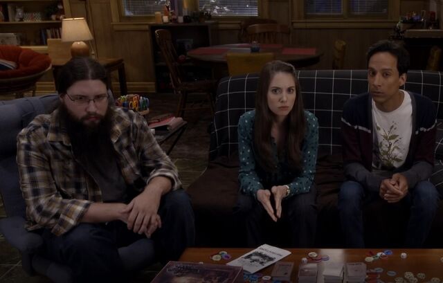 File:S05E09-Anthony playing game.jpg
