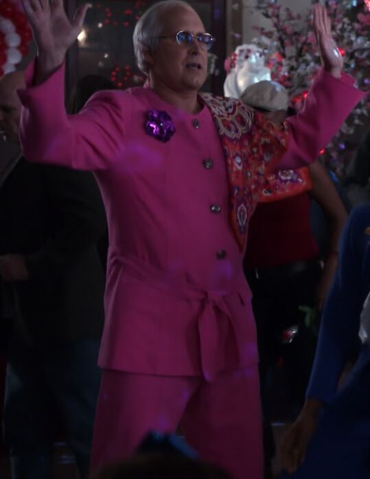 File:S01E16-Pierce in pink.jpg