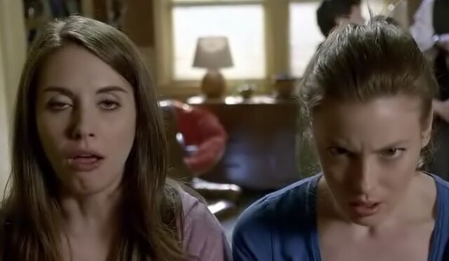 File:S06E12-Aubrey Plaza.jpg