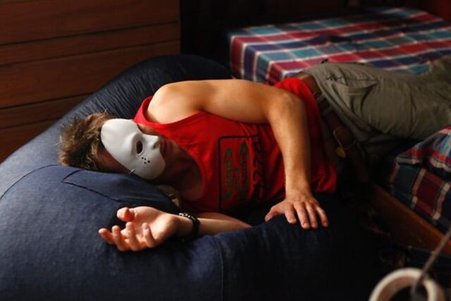 File:1X16 Promo pic4.jpg
