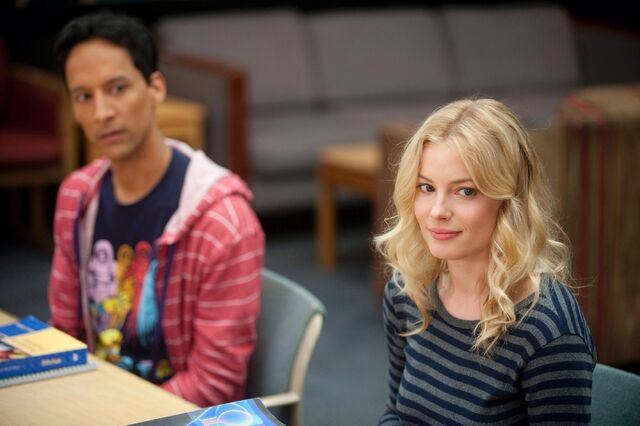 File:3X1 Promopic5.jpg