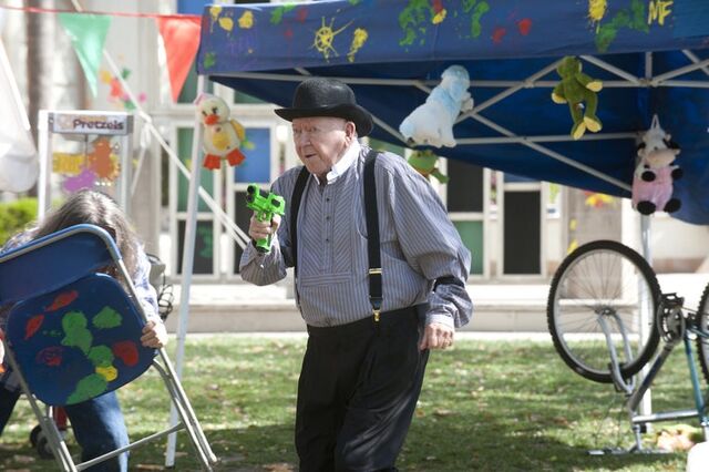 File:2x24 Promotional photo 10.jpg