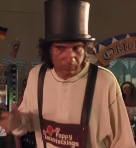 File:S02E02-Star-Burns Poppy Longstockings.jpg