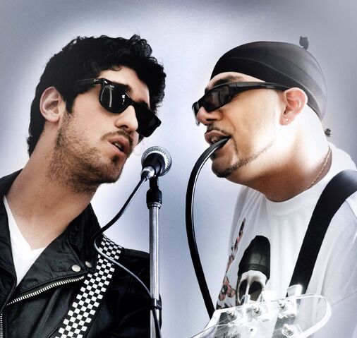 File:Chromeo.jpg