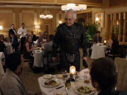 2x19-Abed Pierce gimpsuit Jeff .jpg