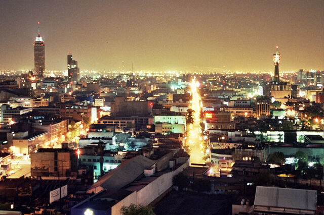 File:Mexico City at Night.jpg
