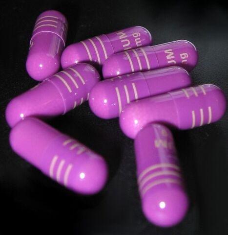File:1195553123 diet pills.jpg