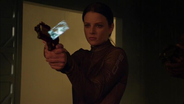 File:1x01 kiera.jpg