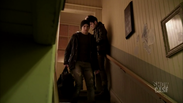 File:1x06 Julian 02.png