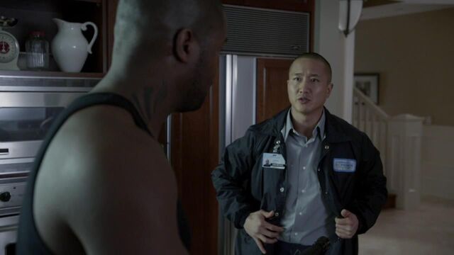 File:1x02 chen disguise.jpg