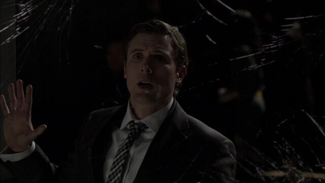 File:1x01 worried greg.jpg