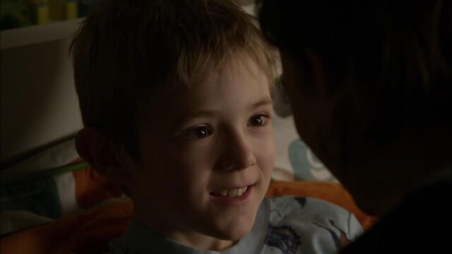 File:1x02 happy sam.jpg