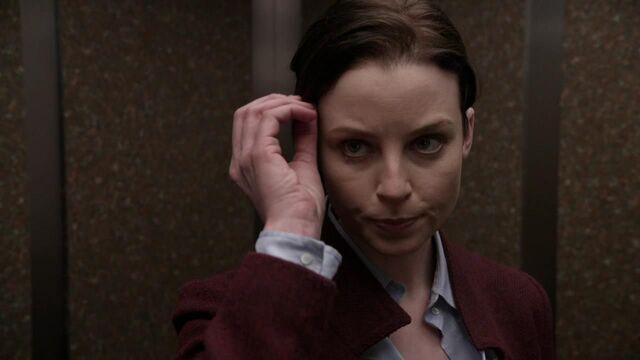 File:1x02 kiera lookin good.jpg